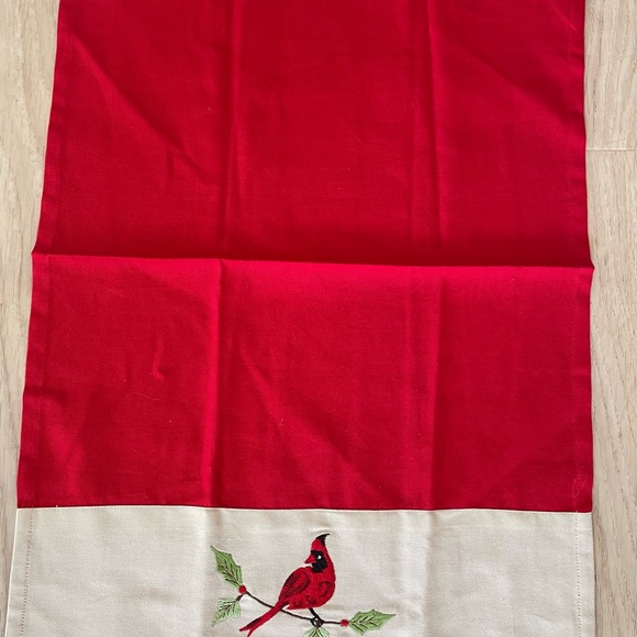 New! Cardinal embroidered tea towel Buy 2 for $20! - Picture 3 of 5